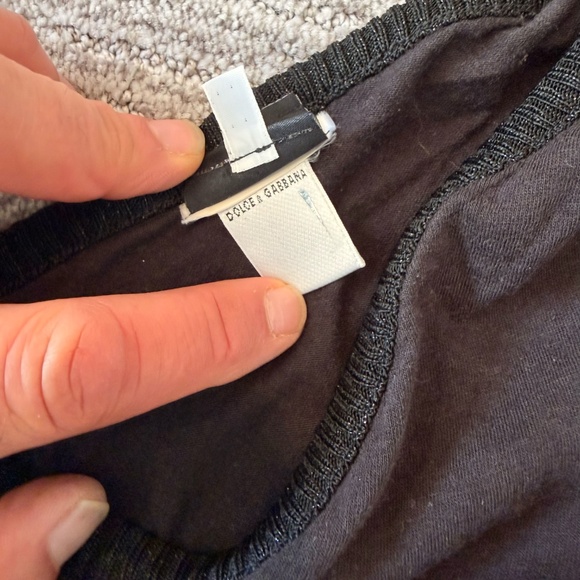 VTG DOLCE & GABBANA Womans Black V-Neck Short Sleeve T-Shirt SZ 4 Luxury Italy - Picture 6 of 14